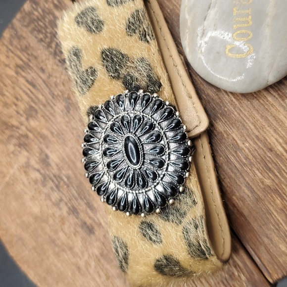 B2828 leopard‎ print cowgirl summer bracelet - Picture 1 of 4
